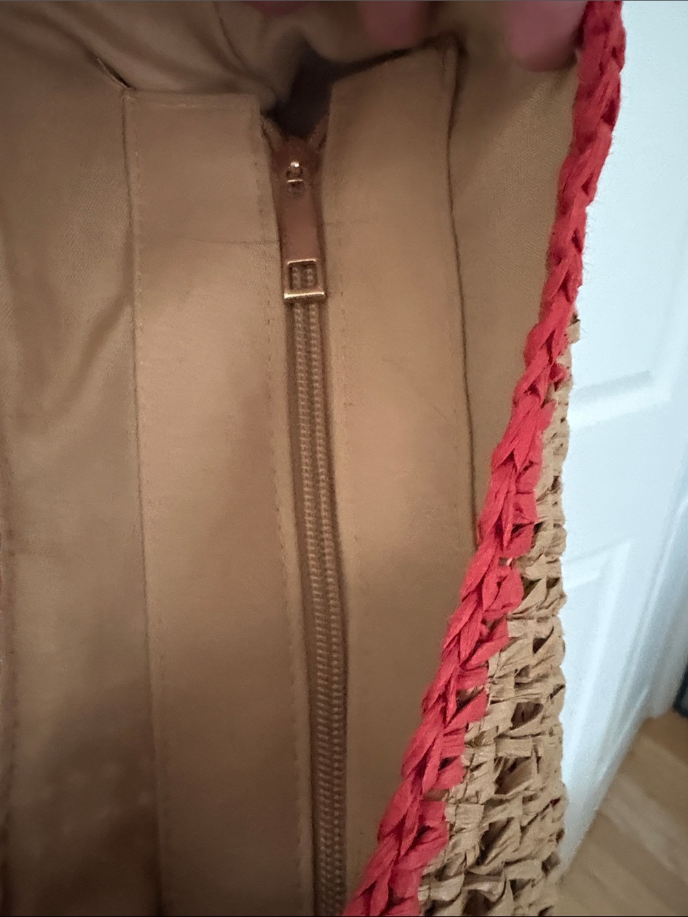 Urban Expressions Woven Straw Shoulder Bag with Red Trim - Picture 4 of 6